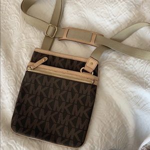 Michael Michael Kors Crossbody Bag